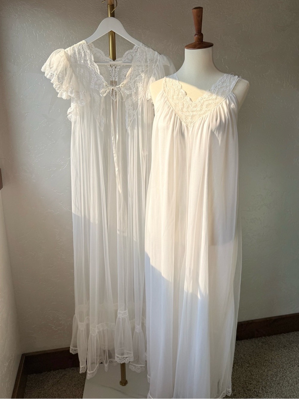 Vintage 1950s 1960s Tosca White Chiffon Lace Peignoir Set Bridal Nightgown Small